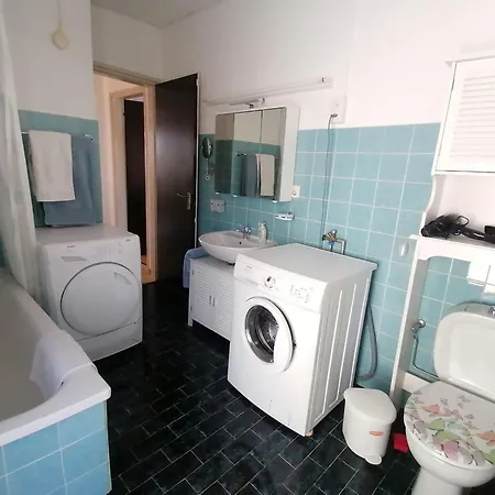 Roby Apartment